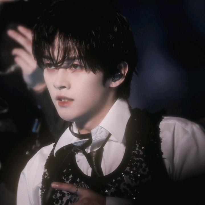 @hir0_m1n