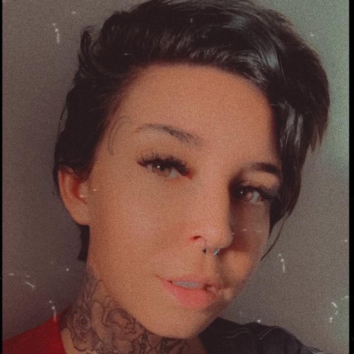 🦄 @thirsttrip - Lydia Grace - TikTok