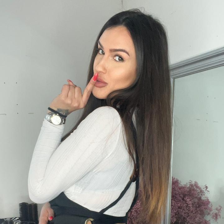 Mastering The Art Of Styling: The Inspirational Story Of Hairdresser Nina