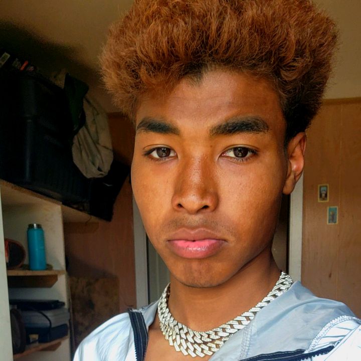 curlyboyj907